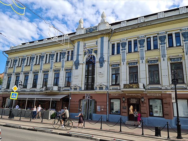 177-Дом с маскаронами